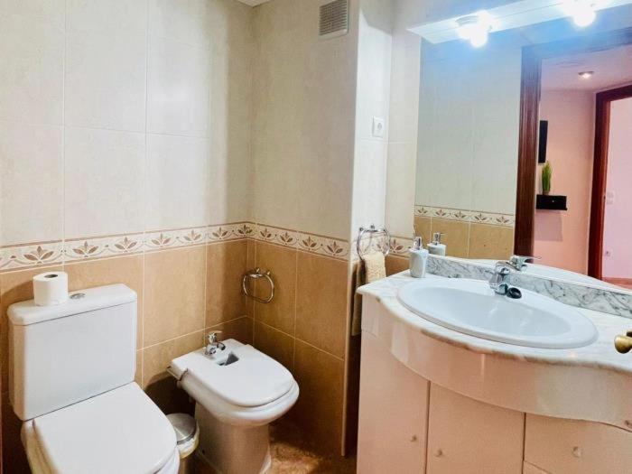 Reconnectar Malgrat De Mar Colom I Apartment Bagian luar foto